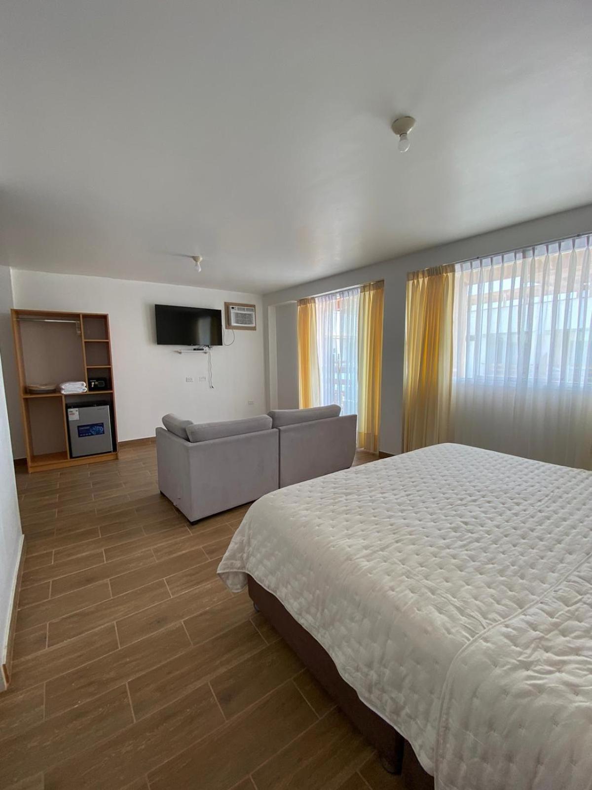 Prim Hotel Вичаито Екстериор снимка