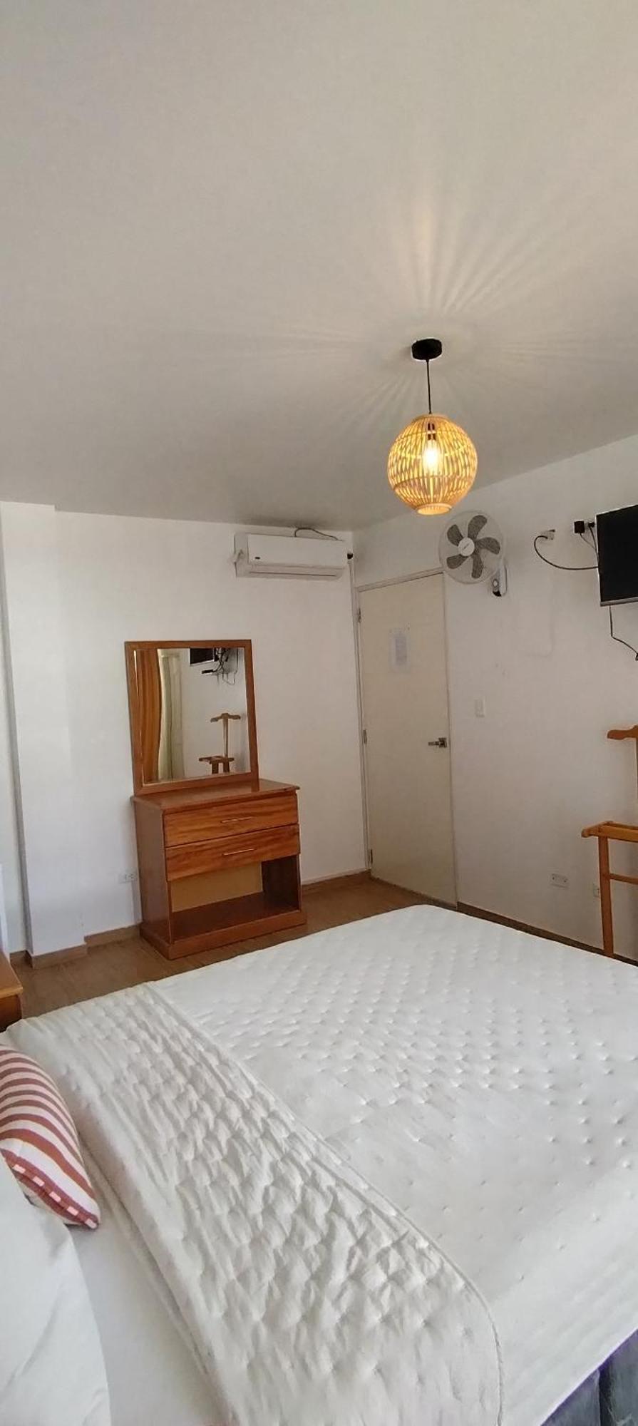 Prim Hotel Вичаито Екстериор снимка
