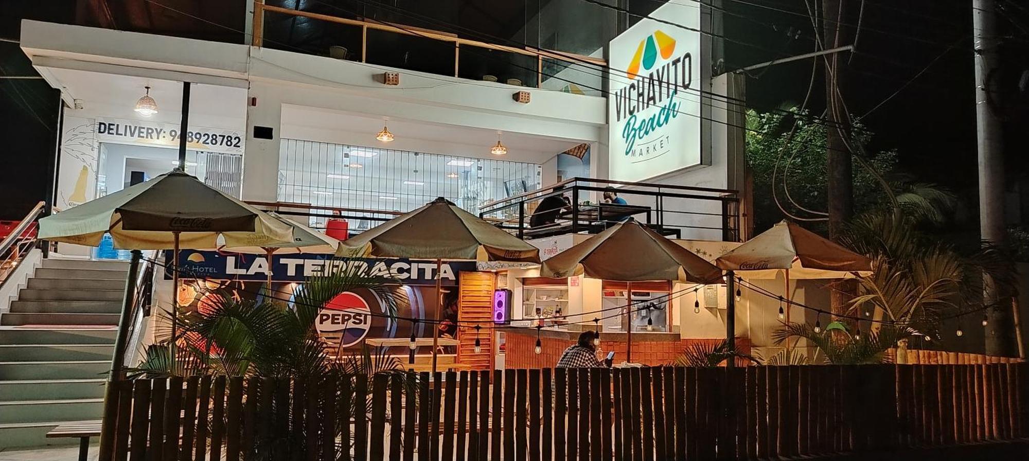 Prim Hotel Вичаито Екстериор снимка